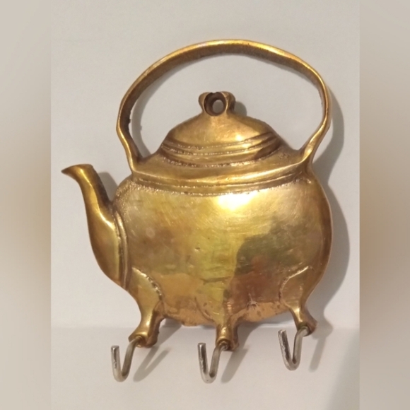 Unbranded Other - Vintage Brass Teapot Wall Hanging 3 Hooks Wall Mounted Keys / Pot Holders